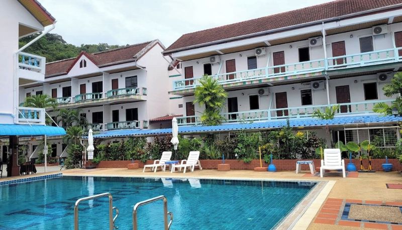 Zwembad - Rabbit Mansion Patong Hotel