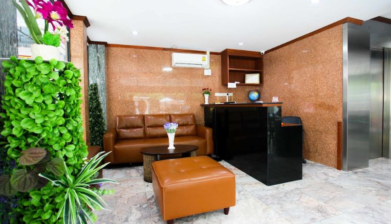 Hall - Grand Omari