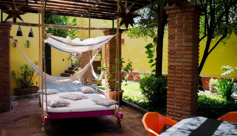 Info - Hotel Casa Alvarada