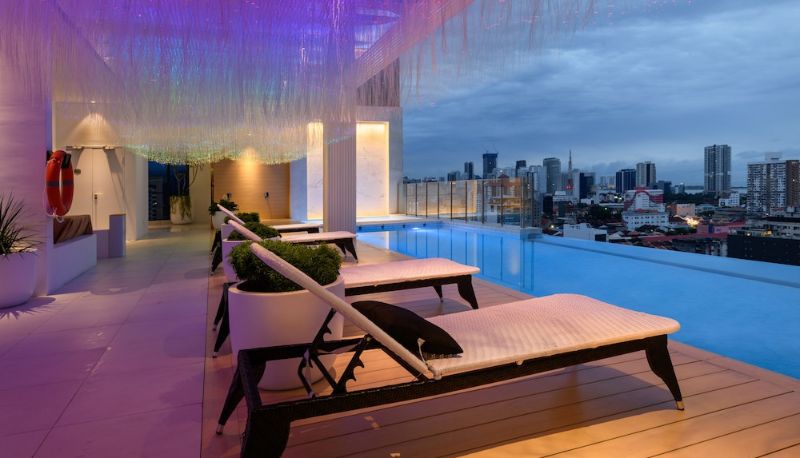 プール - The Granite Luxury Hotel Penang