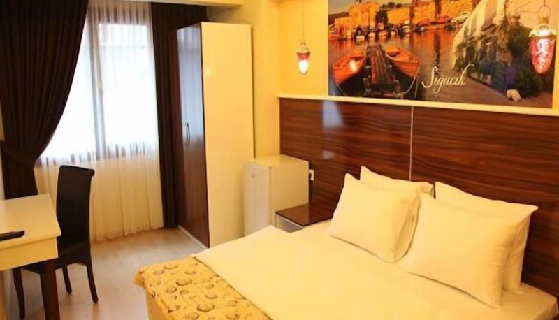 Info - Lucid Otel