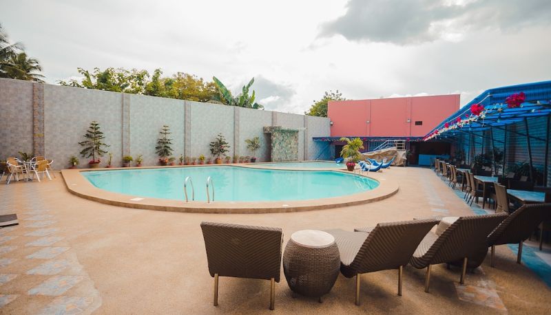 Piscina - Grand Palace Hotel Butuan