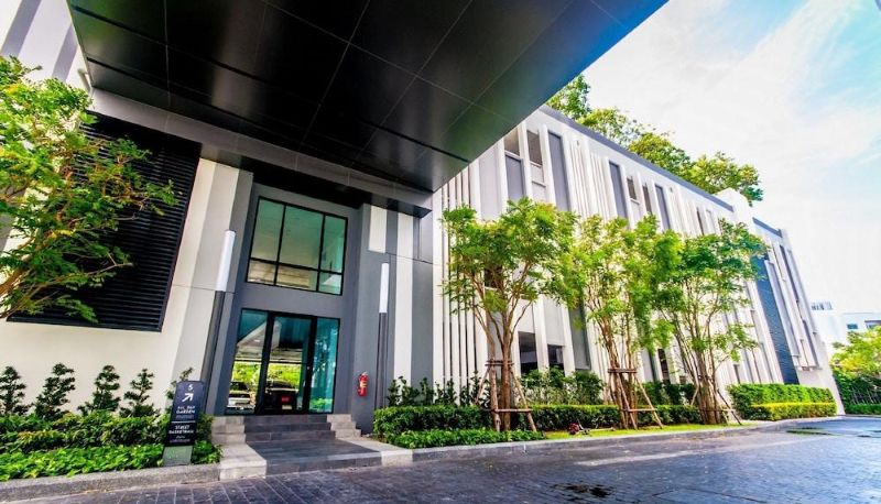 Zona exterior del hotel - Central Pattaya Residence - The BASE Condo Pattaya