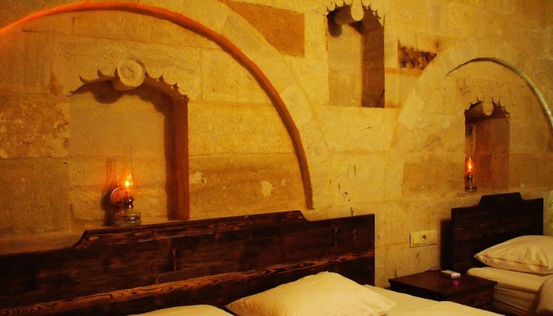 Info - Family Cave Suites Hotel