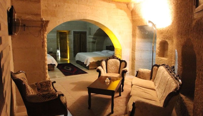Info - Family Cave Suites Hotel