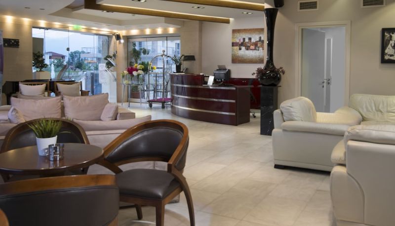 Lobby - Cosmopolitan Hotel by GHH
