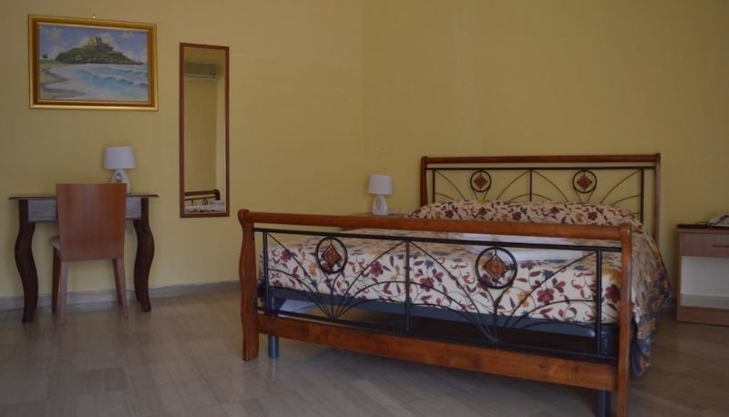Dreibettzimmer - B&B Scalea Rooms