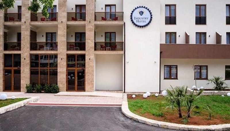 Info - SL Industry Hotel