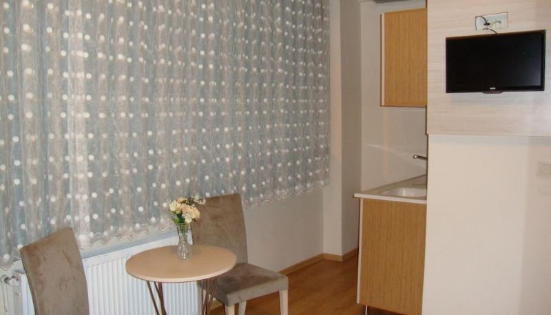Info - Royal Suites Besiktas Hotel