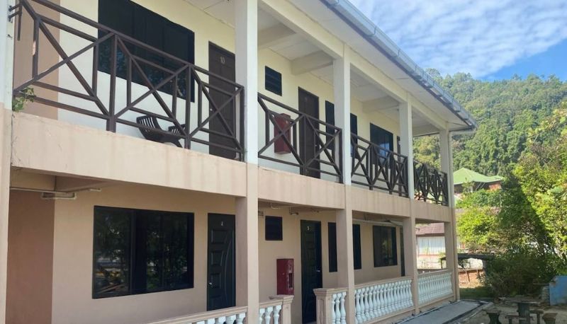 Hall - Capital O 91094 Hotel & Chalet Sportfishing
