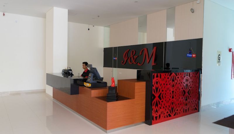 Recepción - I&M Hotel Billiard