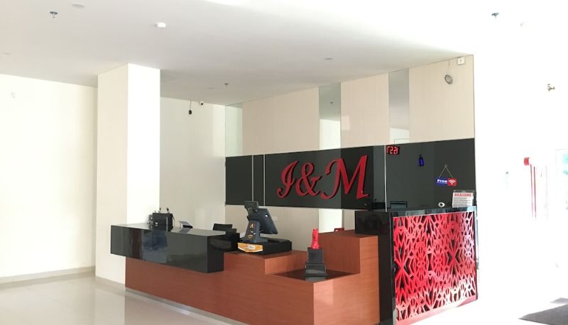 Recepción - I&M Hotel Billiard