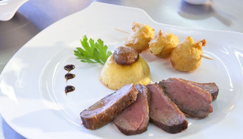 Restaurant - Logis Hôtel des Sapins