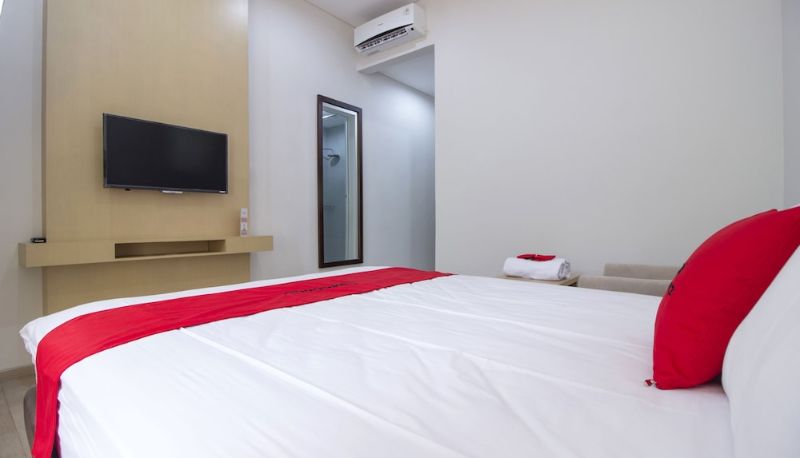 Chambre Standard - RedDoorz Plus @ SCBD