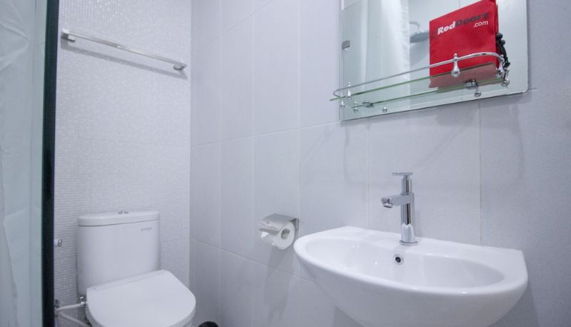 Chambre Standard - RedDoorz Plus @ SCBD