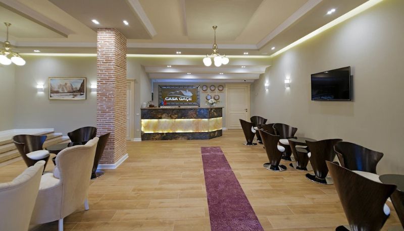 Rezeption - Casa Gaçe Hotel