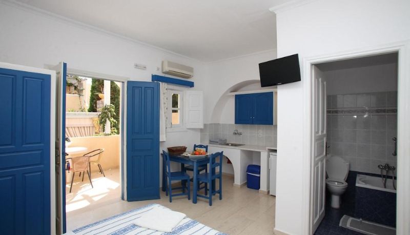 Superior room (double) - Dioskouri Art Villas