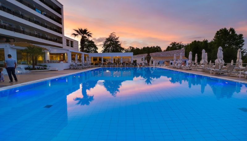 プール - Olympian Bay Grand Resort by Anayia All Inclusive Resorts
