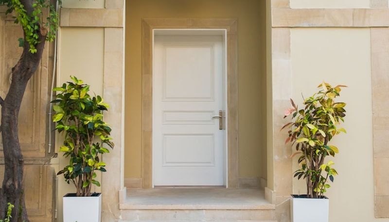 Info - Two Seasons Boutique Hotel