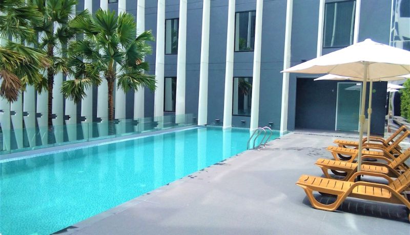 Piscine - Bangkok Midtown Hotel