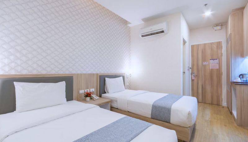 Camera economica (singola) - Leela Orchid Hotel