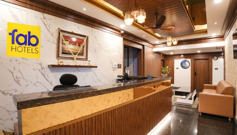 レセプション - Holiday Inn Express BENGALURU YESHWANTPUR by IHG