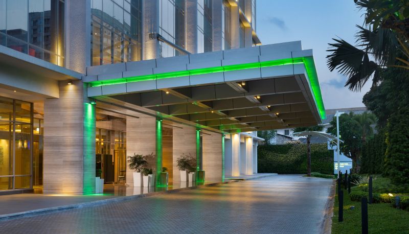 Info - Holiday Inn & Suites JAKARTA GAJAH MADA by IHG