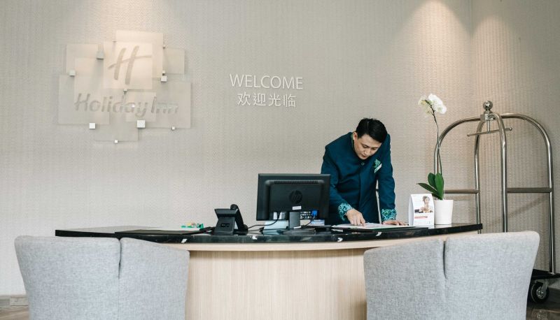 Info - Holiday Inn & Suites JAKARTA GAJAH MADA by IHG