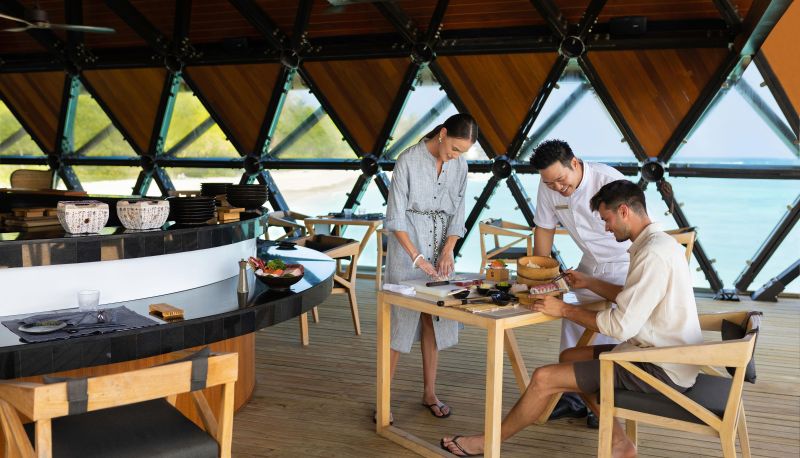 Info - The Westin Maldives Miriandhoo Resort