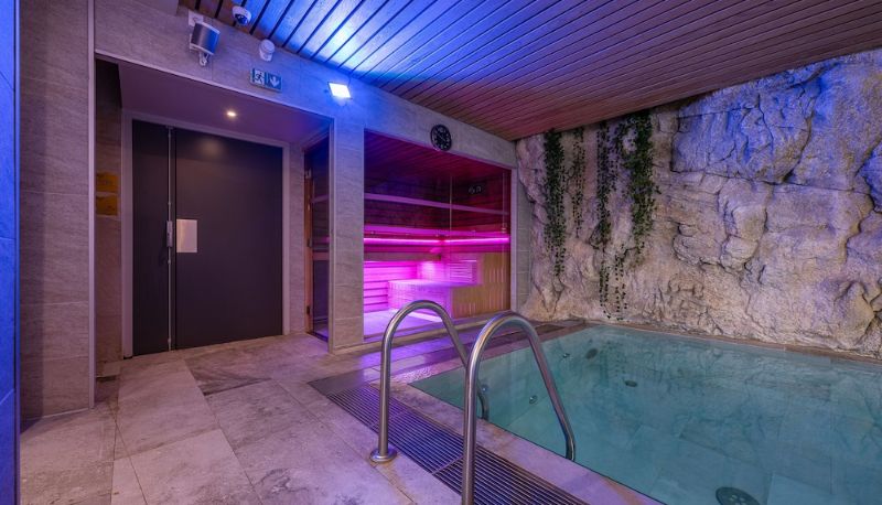 Havuz - Hotel B55
