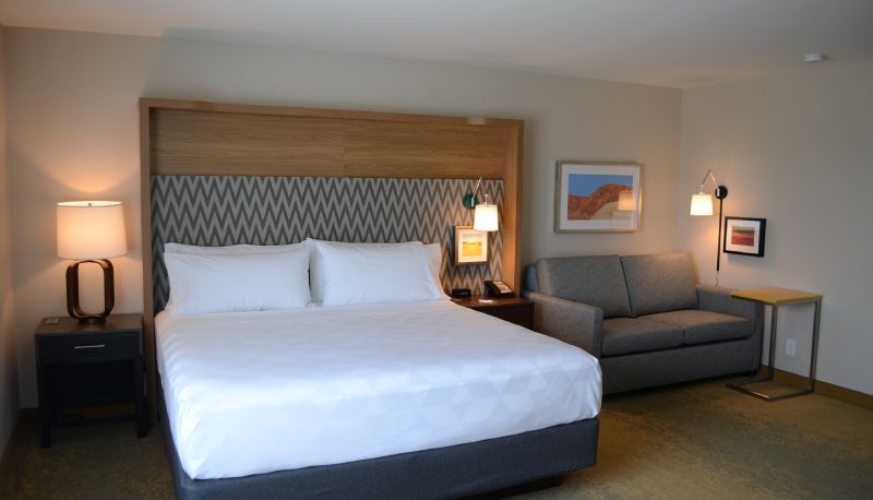 Zimmer - Holiday Inn EDMONTON SOUTH - EVARIO EVENTS by IHG