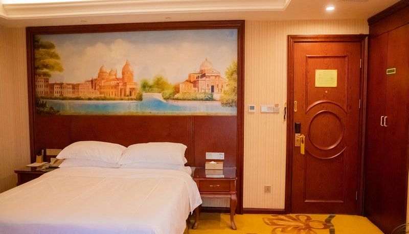 Chambre - Vienna International Hotel guixi shizhengfu Statio Guixi Municipal Government(Domestic Only)