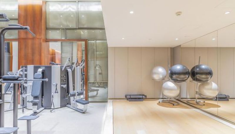 Wellness- und Fitnessbereich - International Building Hotel