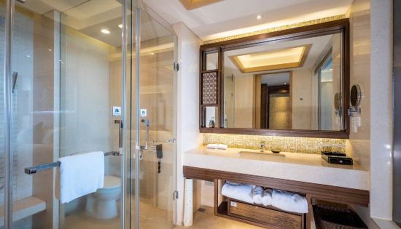 Zimmer - HNTI · Narada Sanya Bay Resort