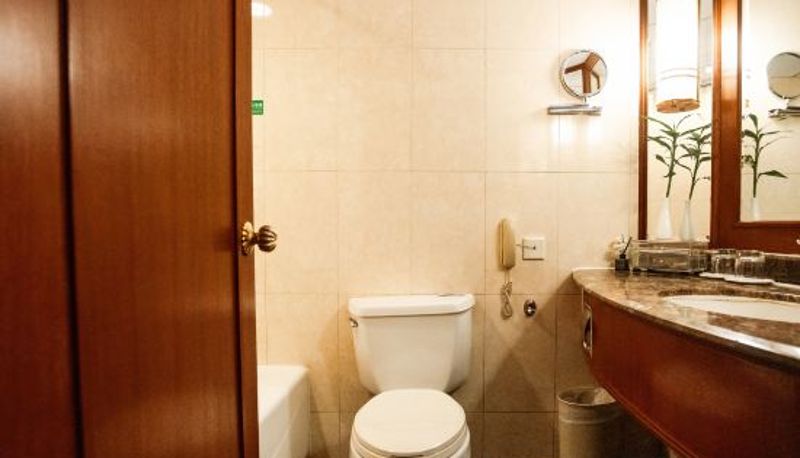 Room - Wuhuan Hotel