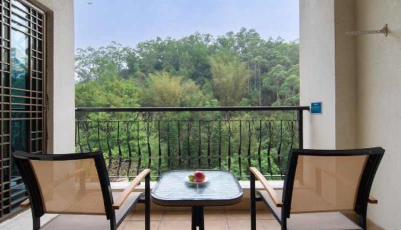 Zimmer mit Balkon - Country Garden Phoenix Hotel Yunfu