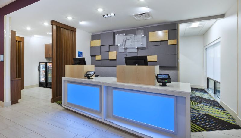 Información - Holiday Inn Express & Suites PAINESVILLE - CONCORD by IHG