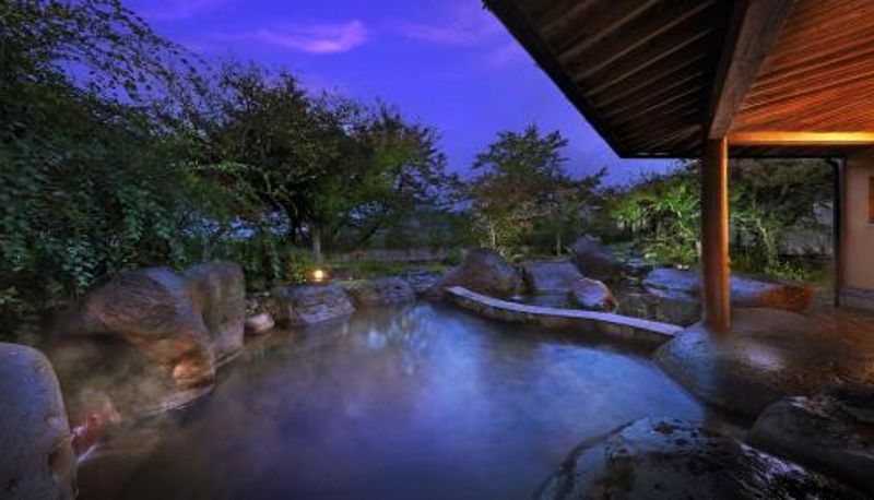 Tripla - Hotel Symphony Annex Sagae Onsen