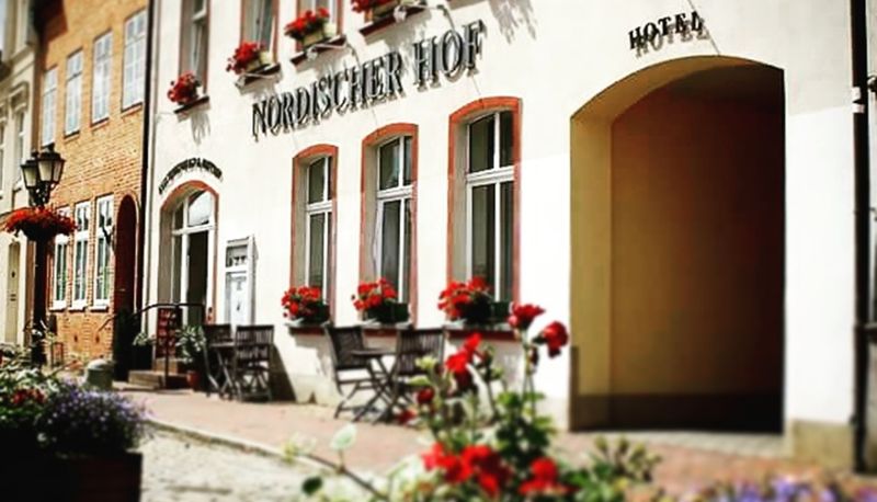 Nordischer Hof - Krakow am See - HOTEL DE