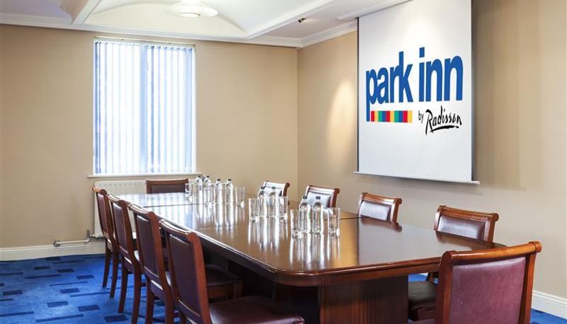 Hotelbewertung Park Inn Shannon Airport www.hrs.de