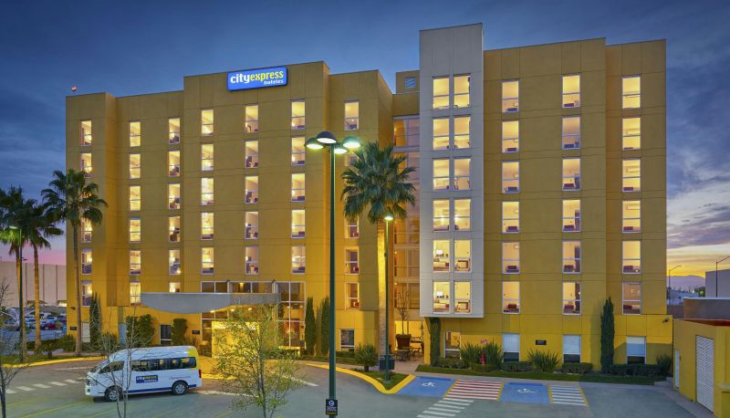 City Express by Marriott Torreon - 4-star hotel in Torreón