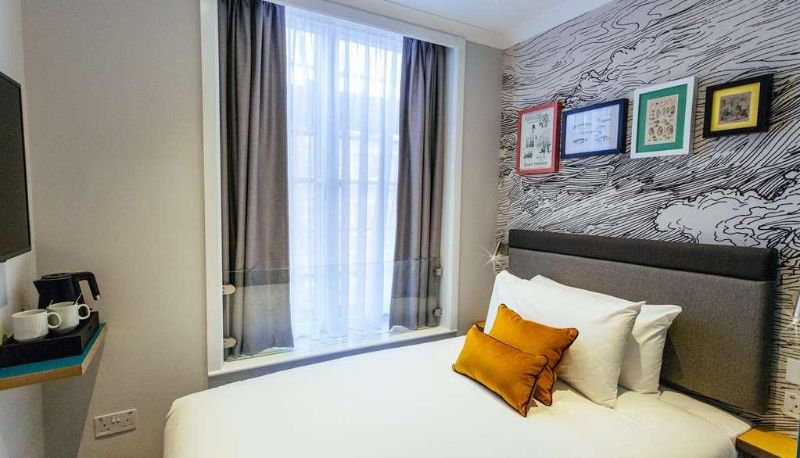 Oliver Plaza HOTEL DE