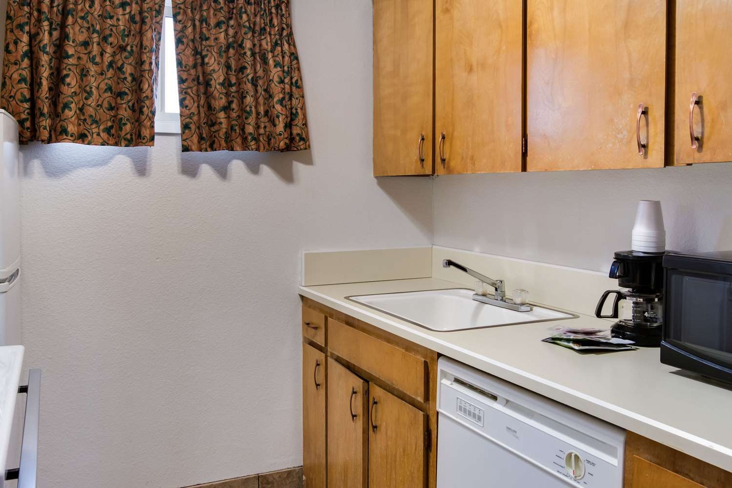 Hotel ECONO LODGE BEND (Bend)