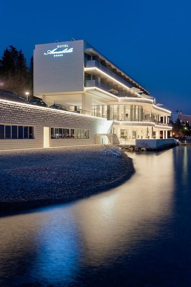 Hotel Amabilis (Crikvenica)