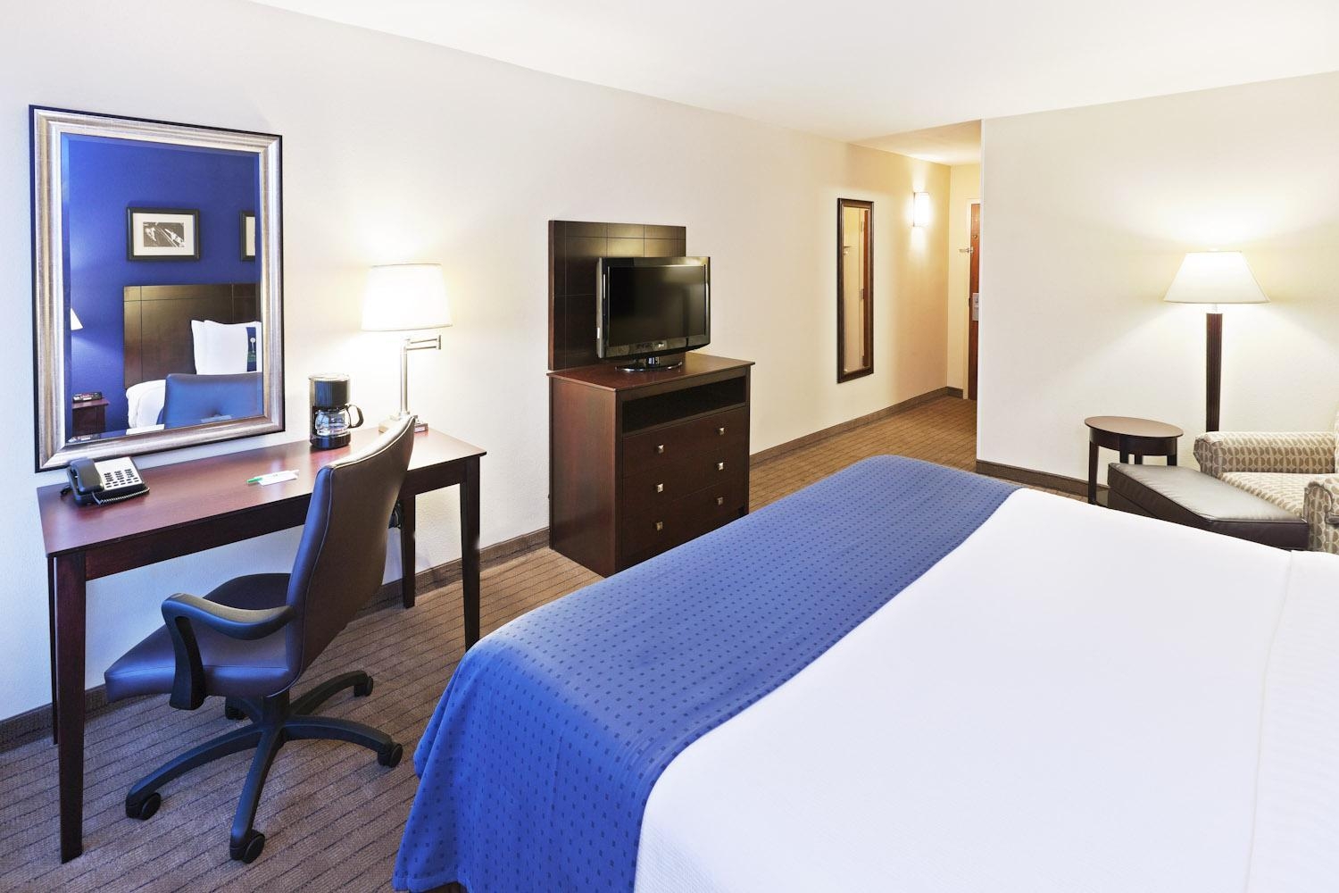Holiday Inn DALLAS DFW AIRPORT AREA WEST 4 HRS star hotel in Bedford