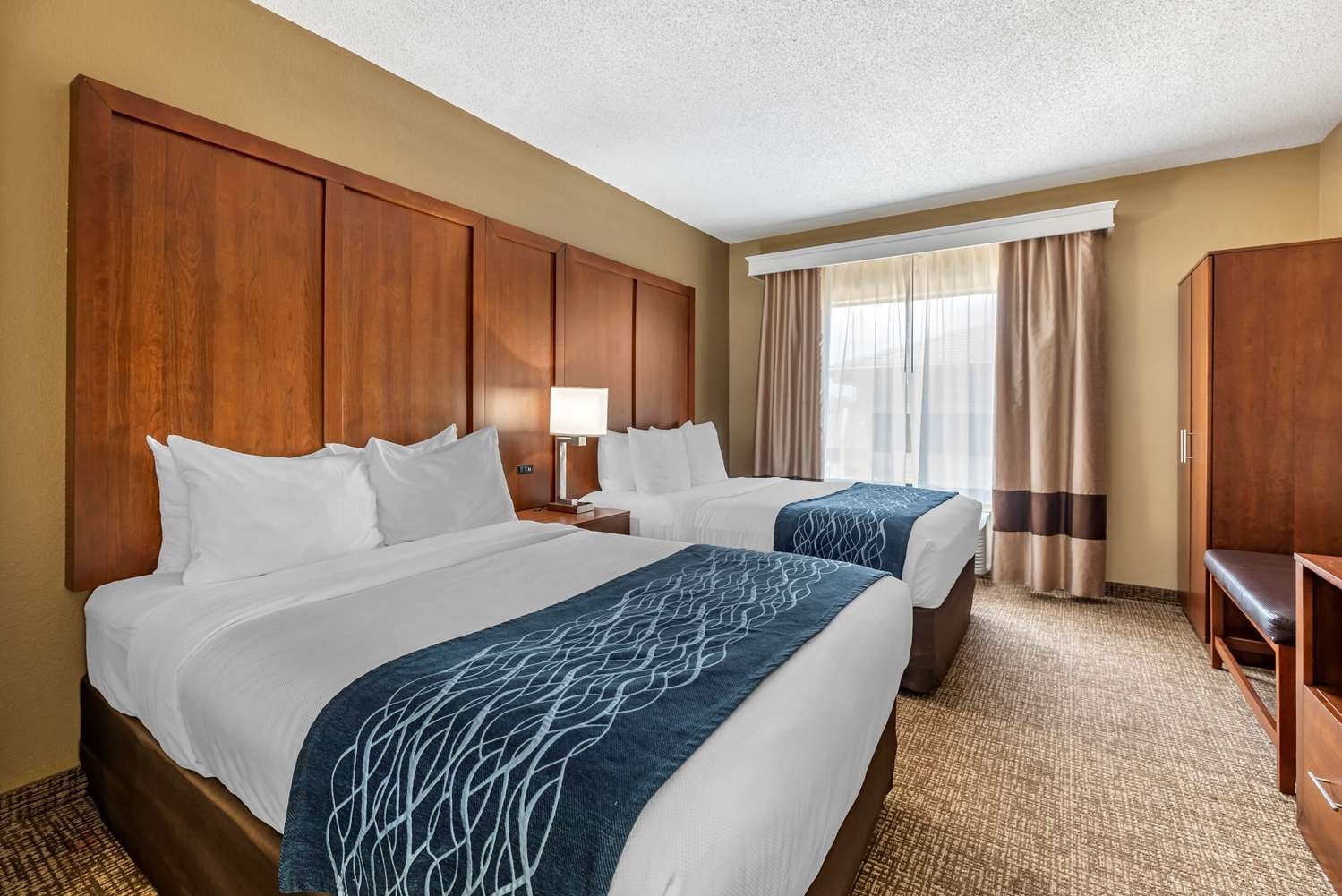 Comfort Inn and Suites El Dorado