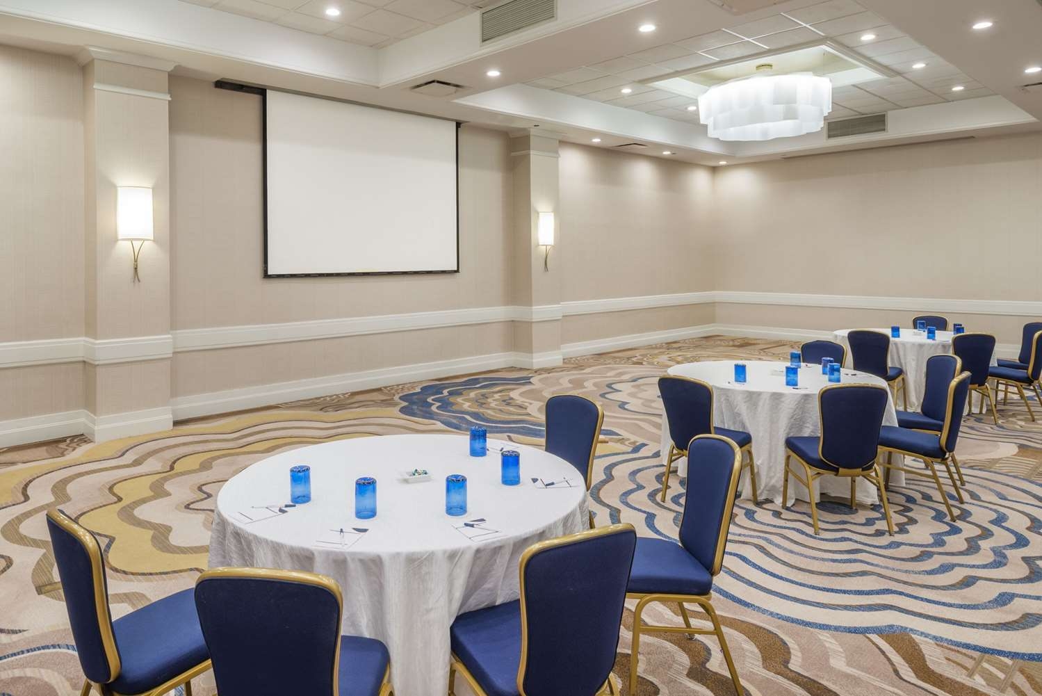 Hotel Crowne Plaza WHITE PLAINSDOWNTOWN 4 HRS star hotel in White