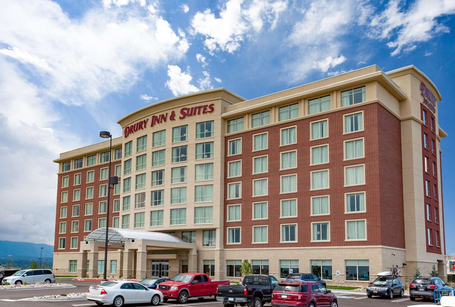 Drury Inn and Suites Colorado Springs Near the Air Force Academy (Gleneagle)