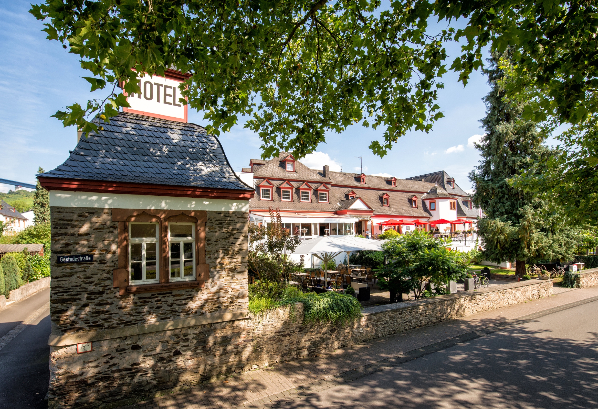 Hotel Deutschherrenhof Superior (Zeltingen-Rachtig - Zeltingen)