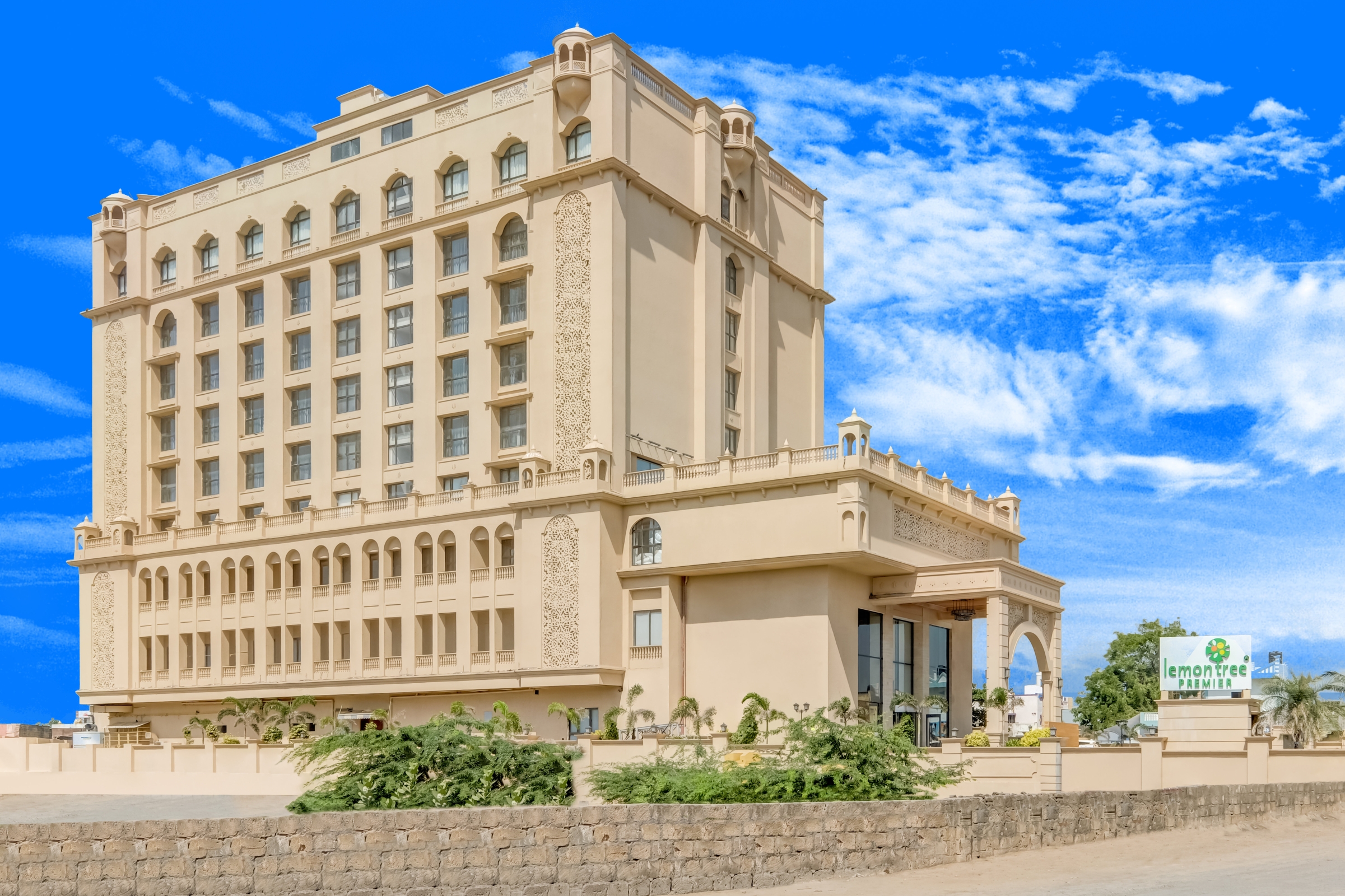 Hotel Dwarka Lemon Tree Premier (Dwārka)